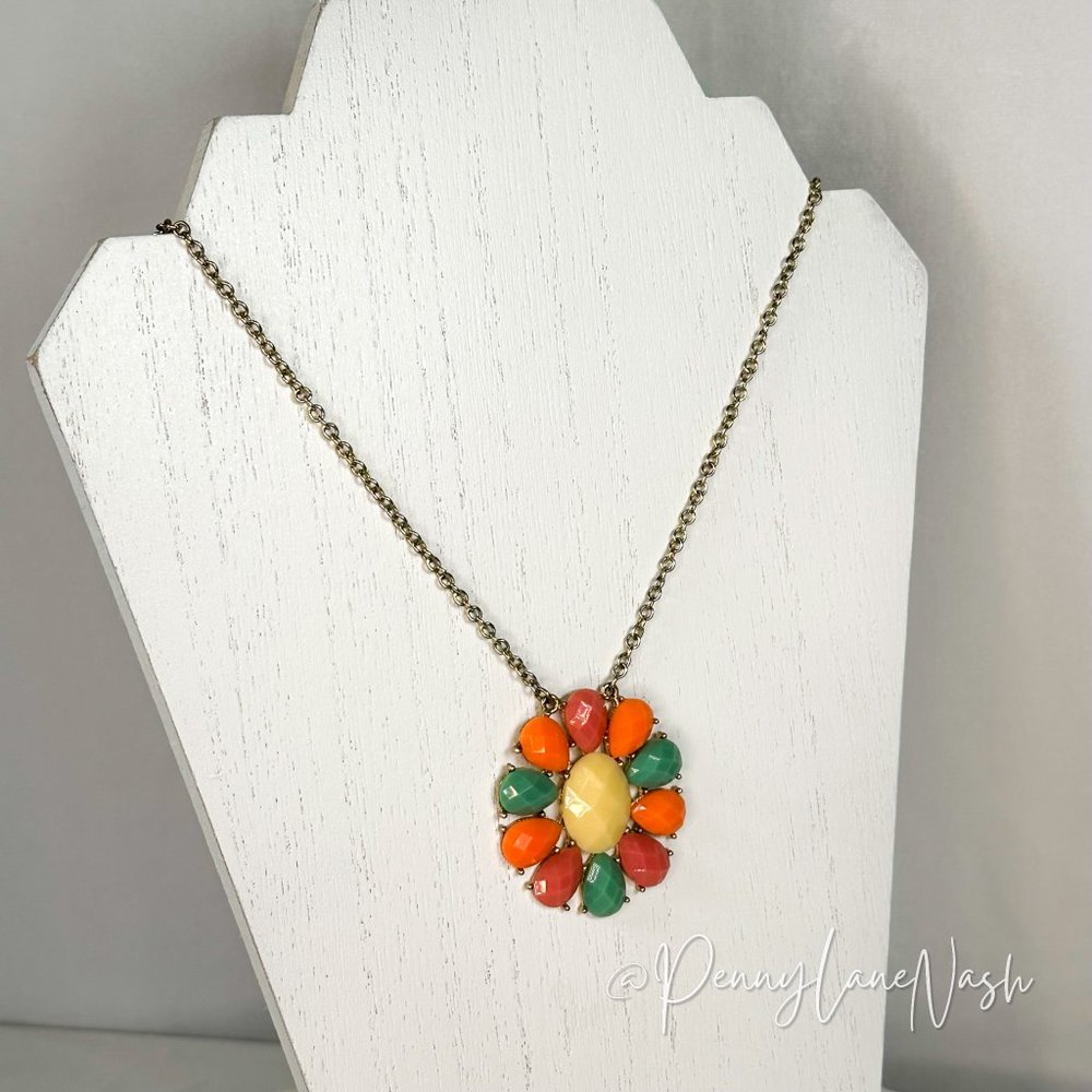 Vintage Beaded Gem Flower Pendant Silver Necklace - Picture 3 of 4